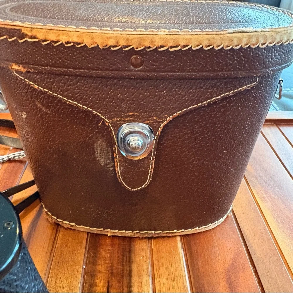 Vintage Swift Triton 7 X 35 Binoculars Model No. 748 With Case